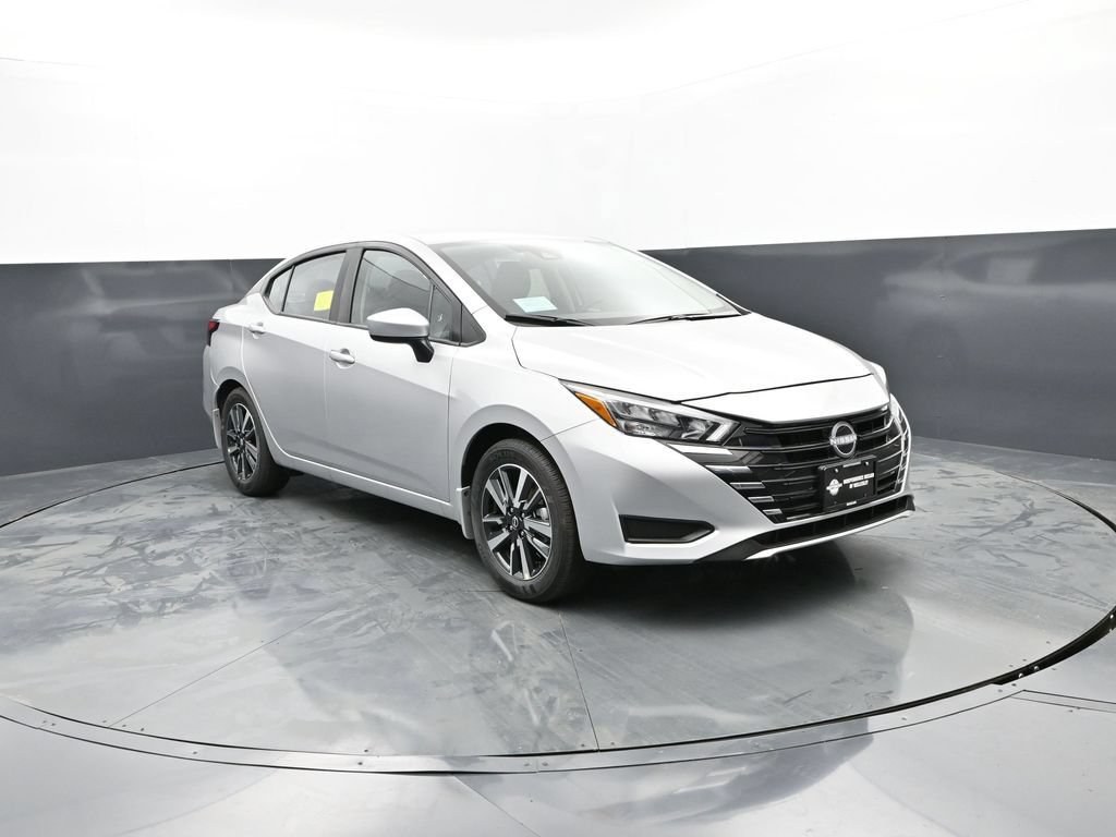 New 2025 Nissan Versa SV w/ Trunk Package FWD image 3