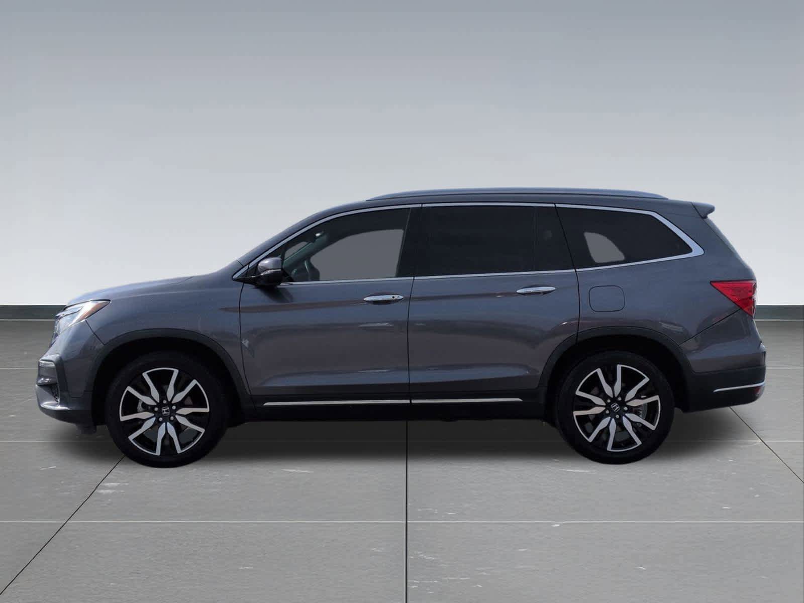 Used 2021 Honda Pilot Touring image 3