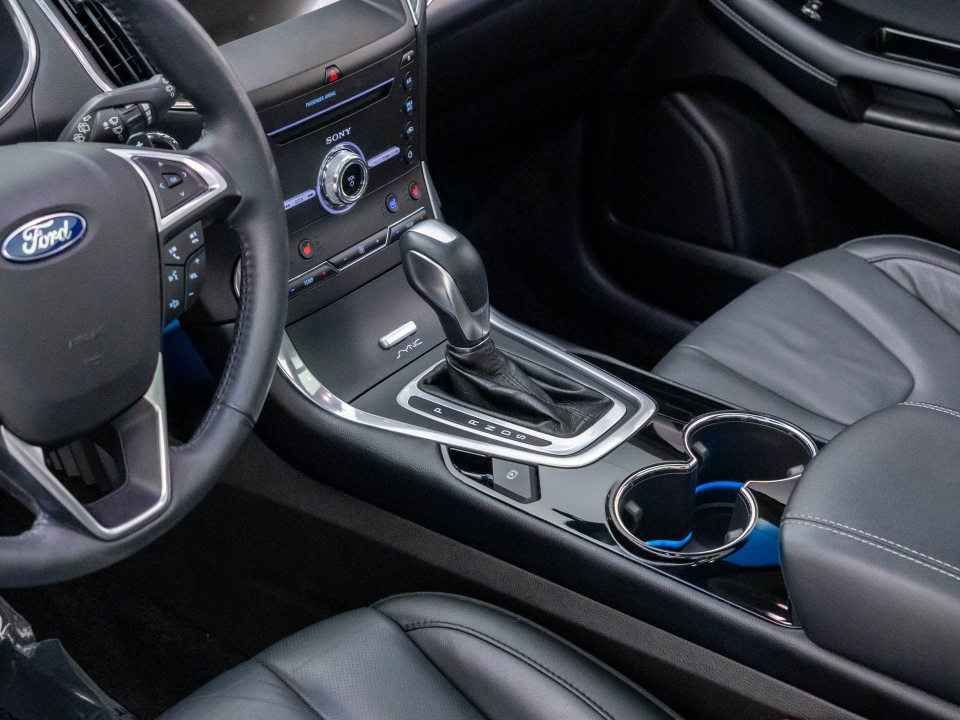 Used 2017 Ford Edge Titanium w/ Equipment Group 301A AWD/4WD image 13