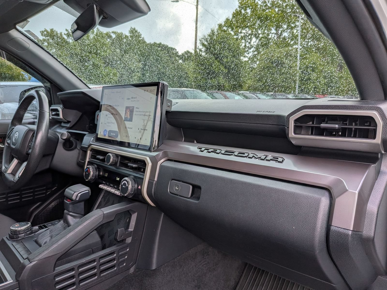 Used 2024 Toyota Tacoma TRD Sport AWD/4WD image 36