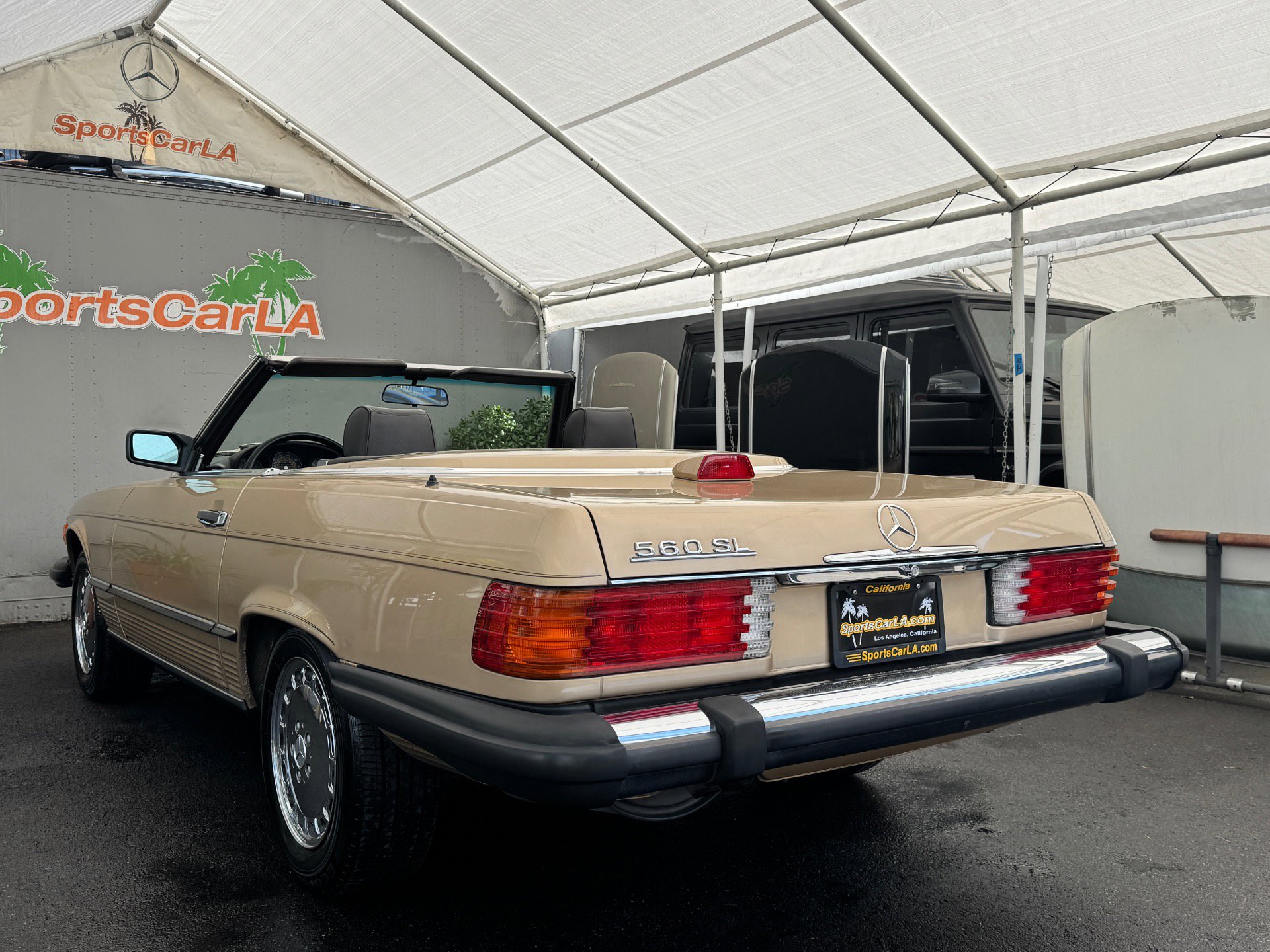Used 1987 Mercedes-Benz 560 SL image 6
