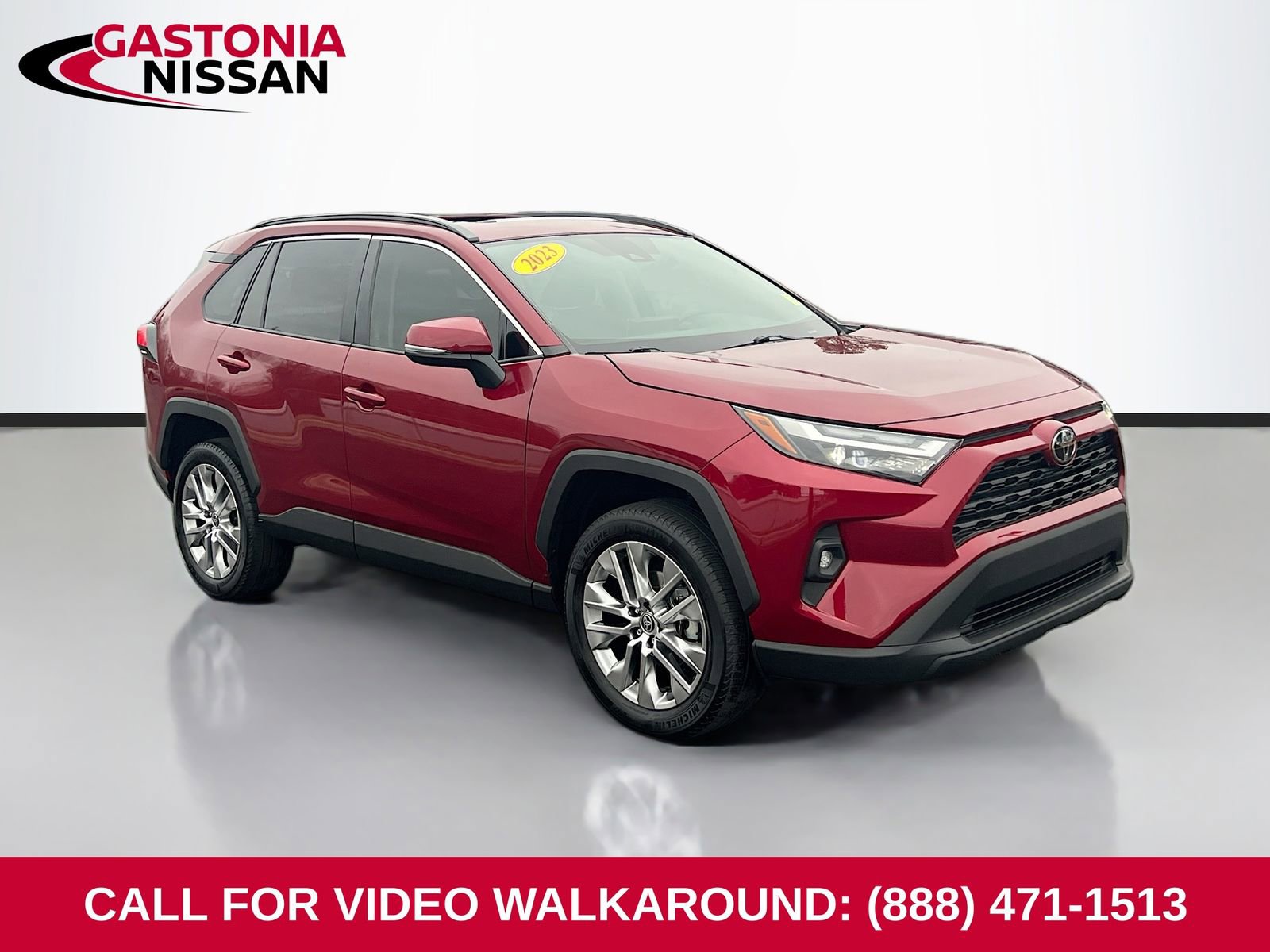 Used 2023 Toyota RAV4 XLE Premium image 1