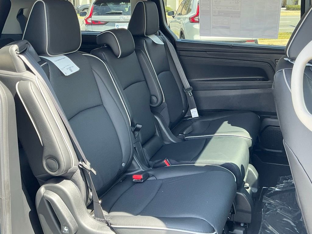 New 2026 Honda Odyssey Elite image 17