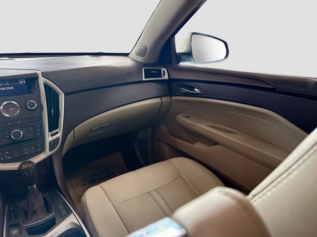 Used 2011 Cadillac SRX Luxury FWD image 24