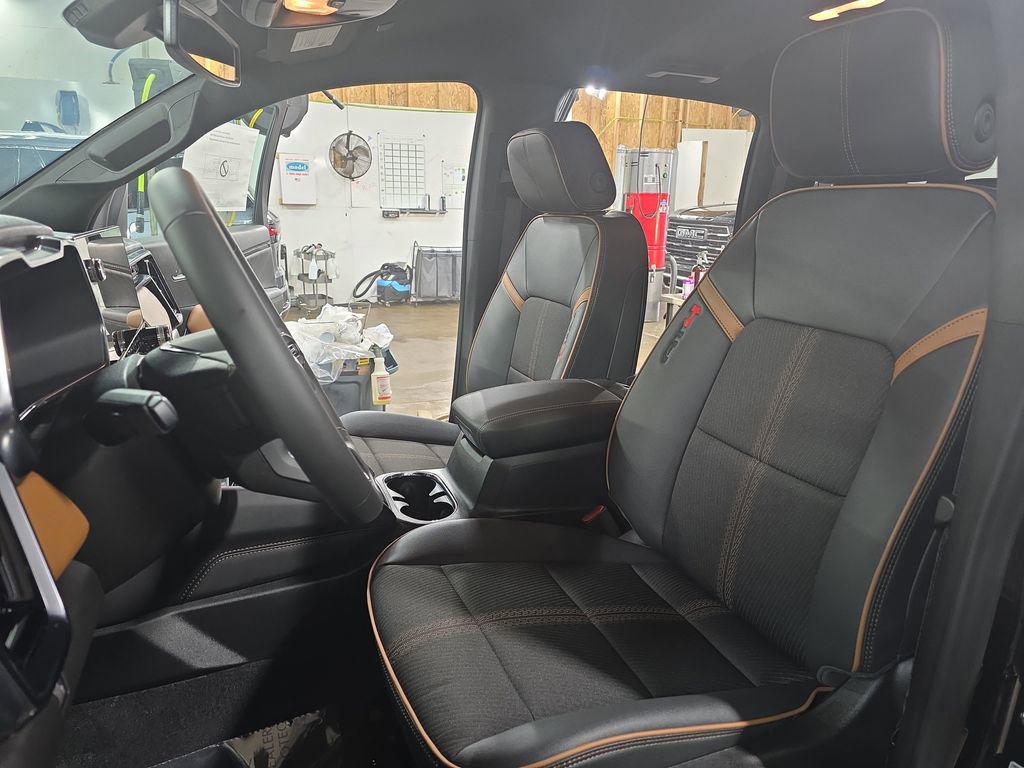 New 2026 GMC Canyon AT4 AWD/4WD image 14
