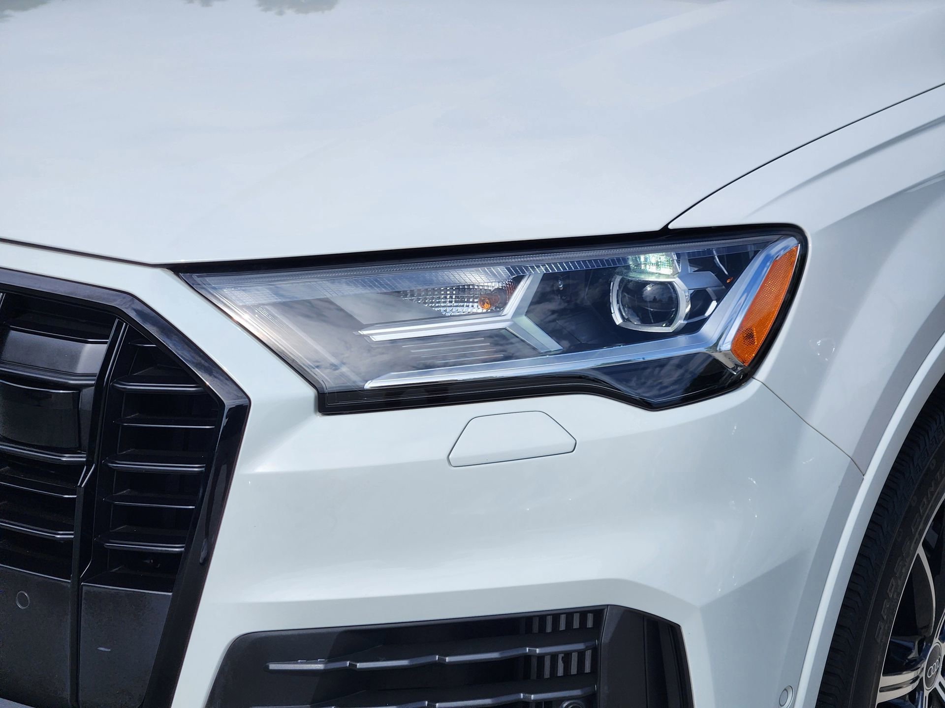 Used 2022 Audi Q7 3.0T Premium Plus AWD/4WD image 11