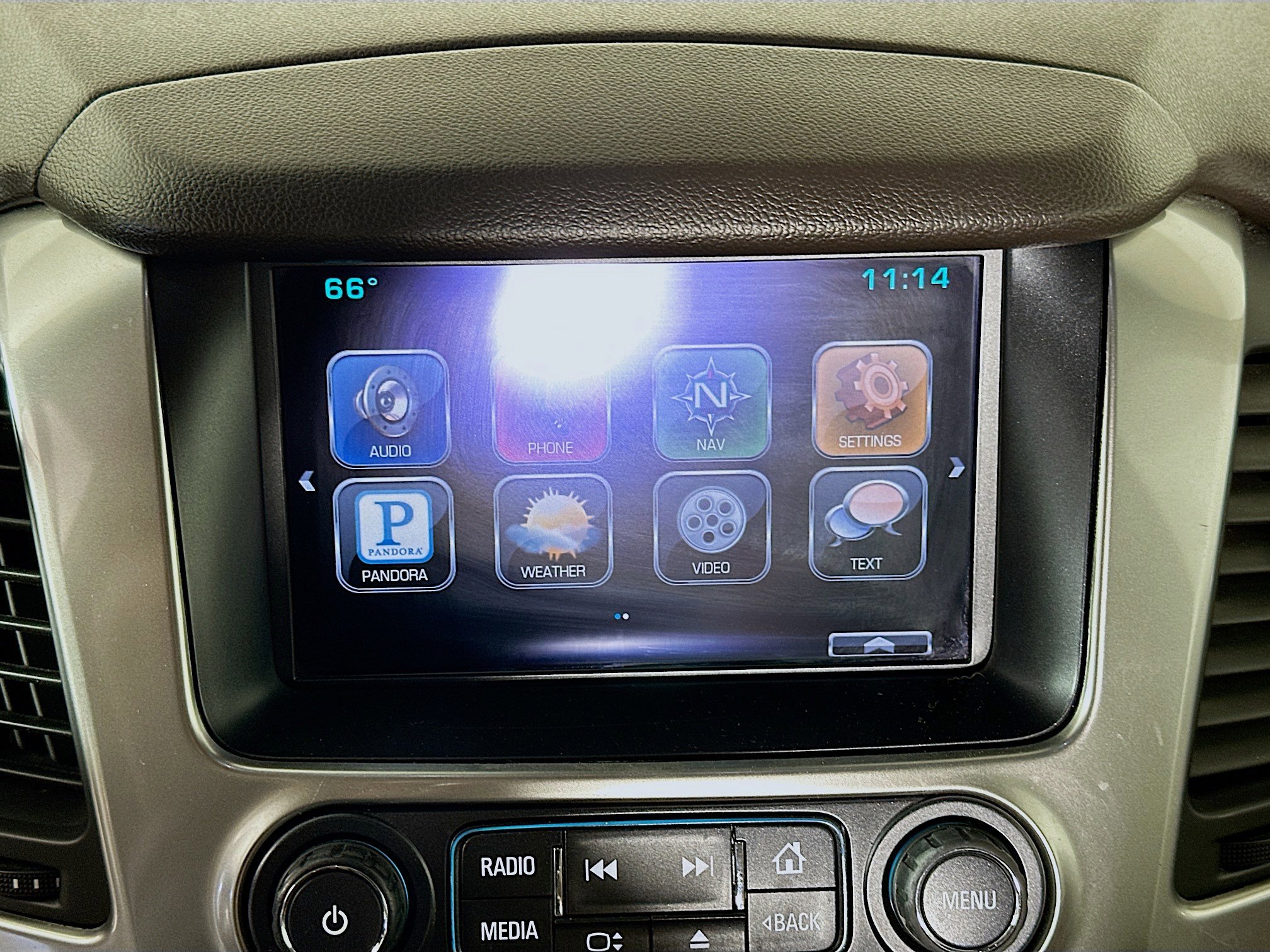 Used 2015 Chevrolet Tahoe LTZ AWD/4WD image 19