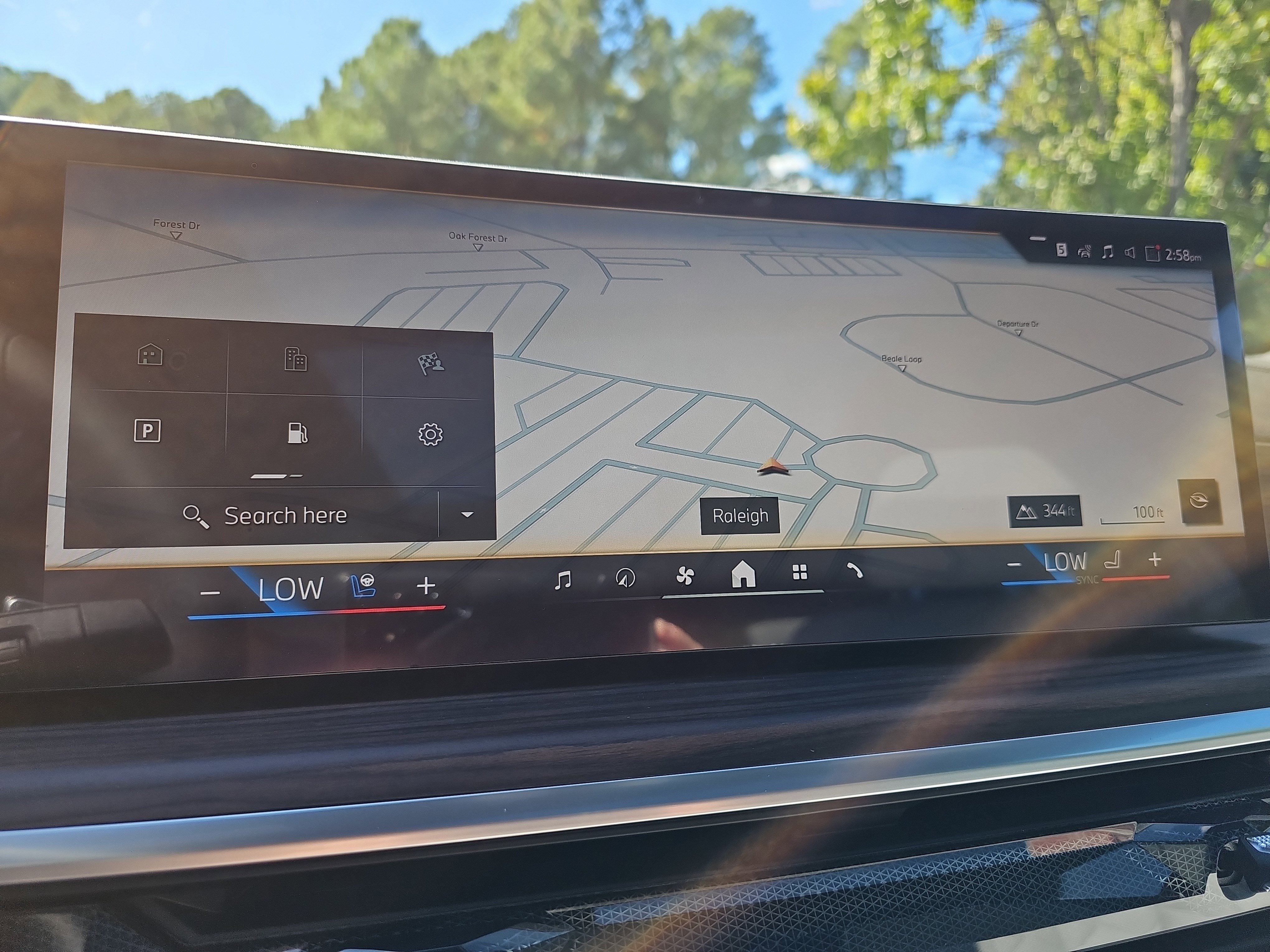 New 2026 BMW X5 xDrive40i w/ Climate Comfort Package image 25