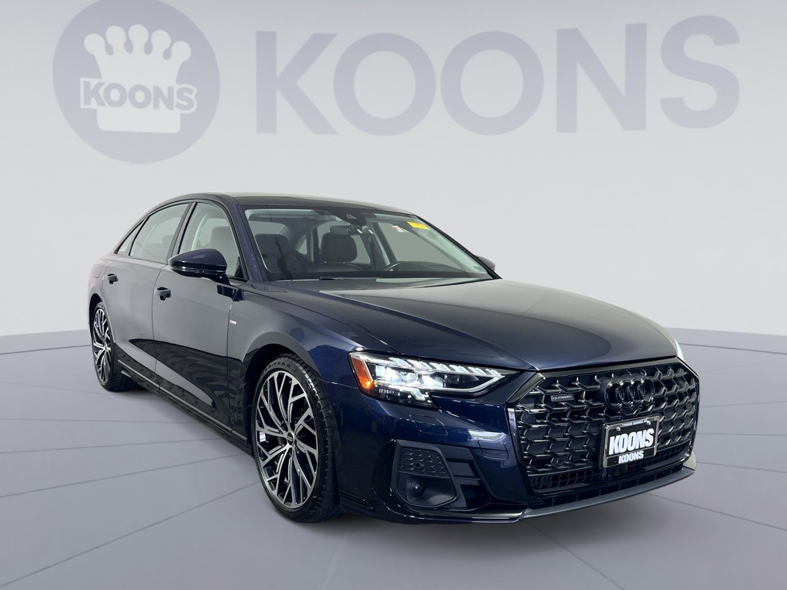 Used 2024 Audi A8 L 3.0T image 2