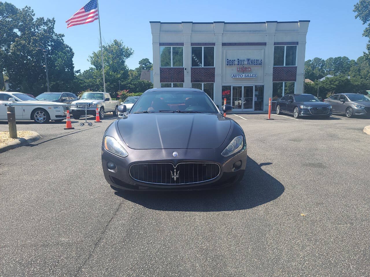 Used 2010 Maserati GranTurismo Coupe RWD image 2
