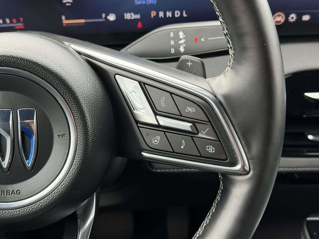Used 2025 Buick Enclave Preferred image 11