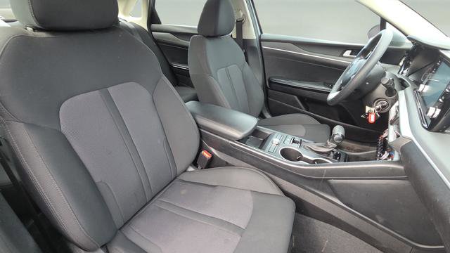 Used 2022 Kia K5 LX image 16