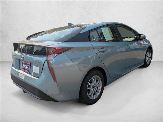 Used 2017 Toyota Prius Two w/ Prius Two Safety Plus Package FWD image 5