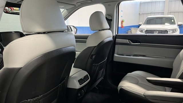 Used 2020 Hyundai Palisade SEL w/ Convenience Package image 18