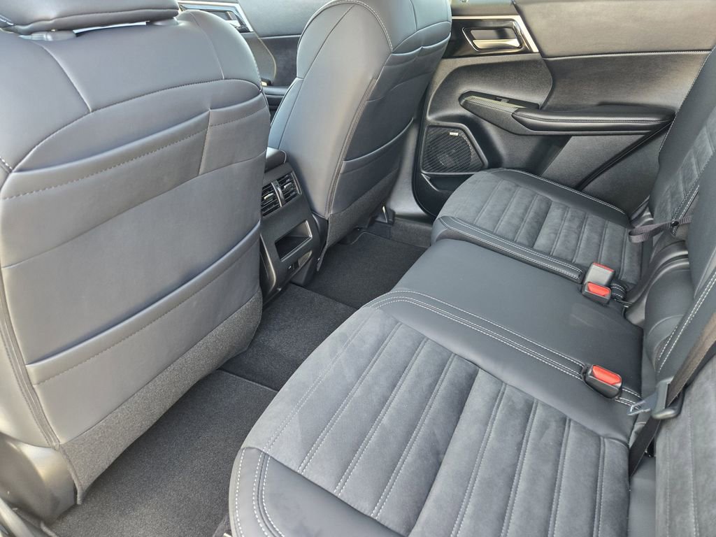 New 2026 Mitsubishi Outlander Trail Edition image 21