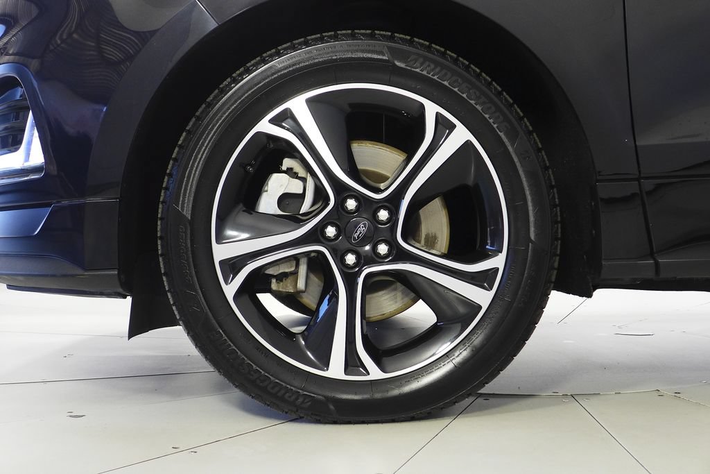 Used 2023 Ford Edge ST AWD/4WD image 5