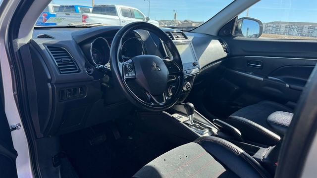 Used 2022 Mitsubishi Outlander Sport SE image 16