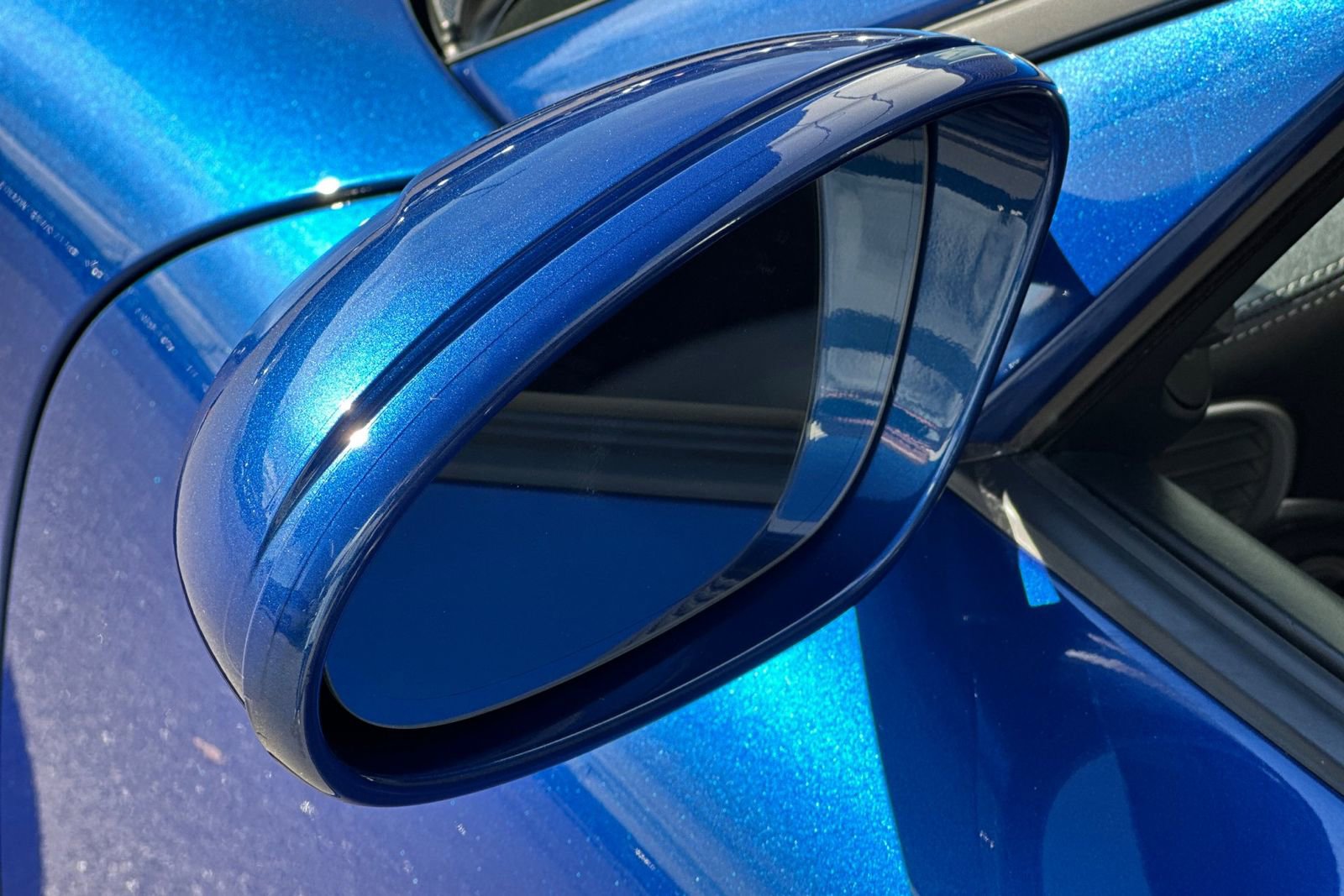 Used 2010 Porsche 911 Turbo image 37