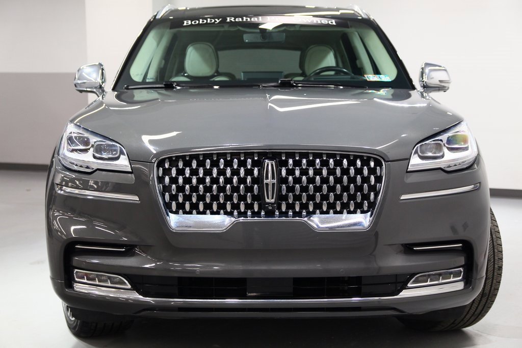 Used 2021 Lincoln Aviator Black Label w/ Dynamic Handling Package image 3