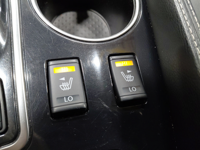 Used 2023 Nissan Maxima SV w/ Floor Mat Group FWD image 30