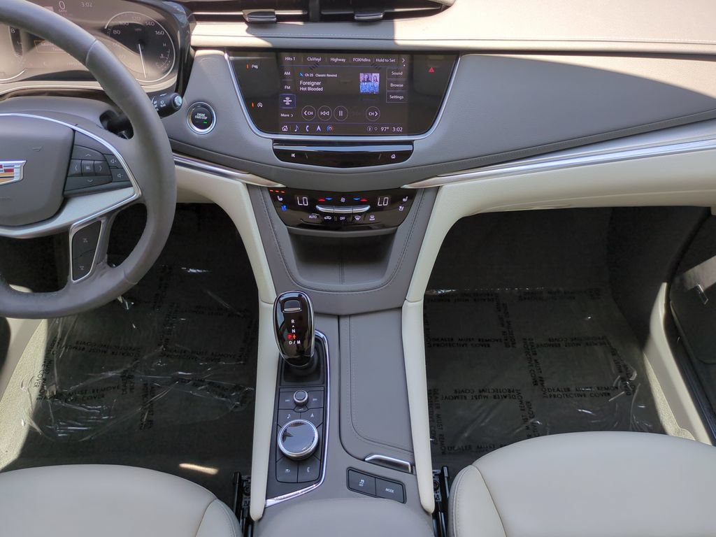 Used 2023 Cadillac XT5 Premium Luxury FWD image 15