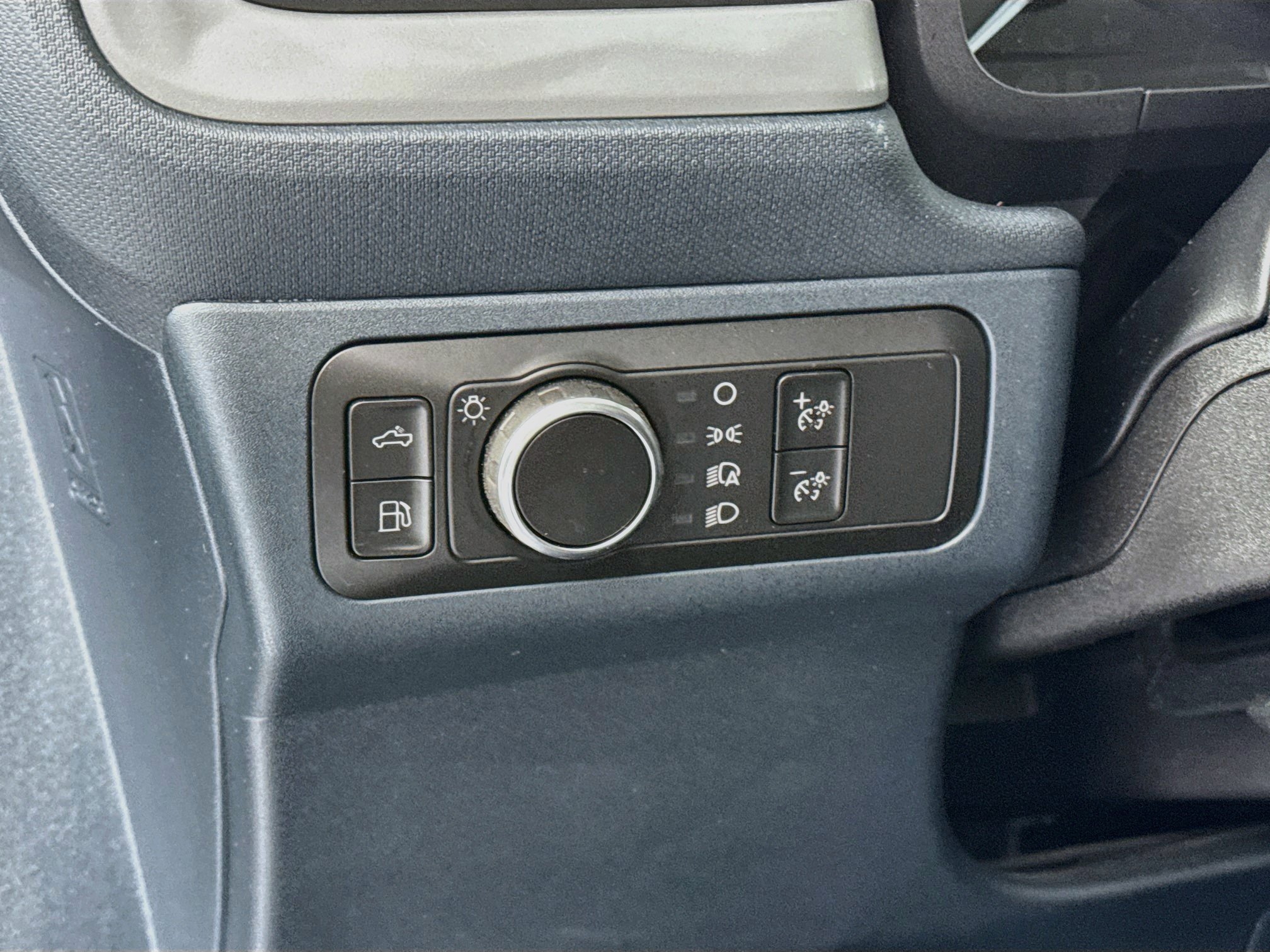 Used 2022 Ford Maverick XL FWD image 10