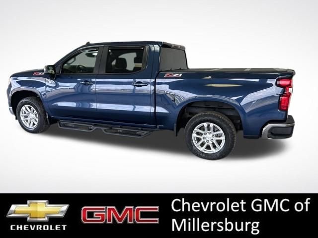 Used 2023 Chevrolet Silverado 1500 LT w/ Z71 Off-Road Package AWD/4WD image 5