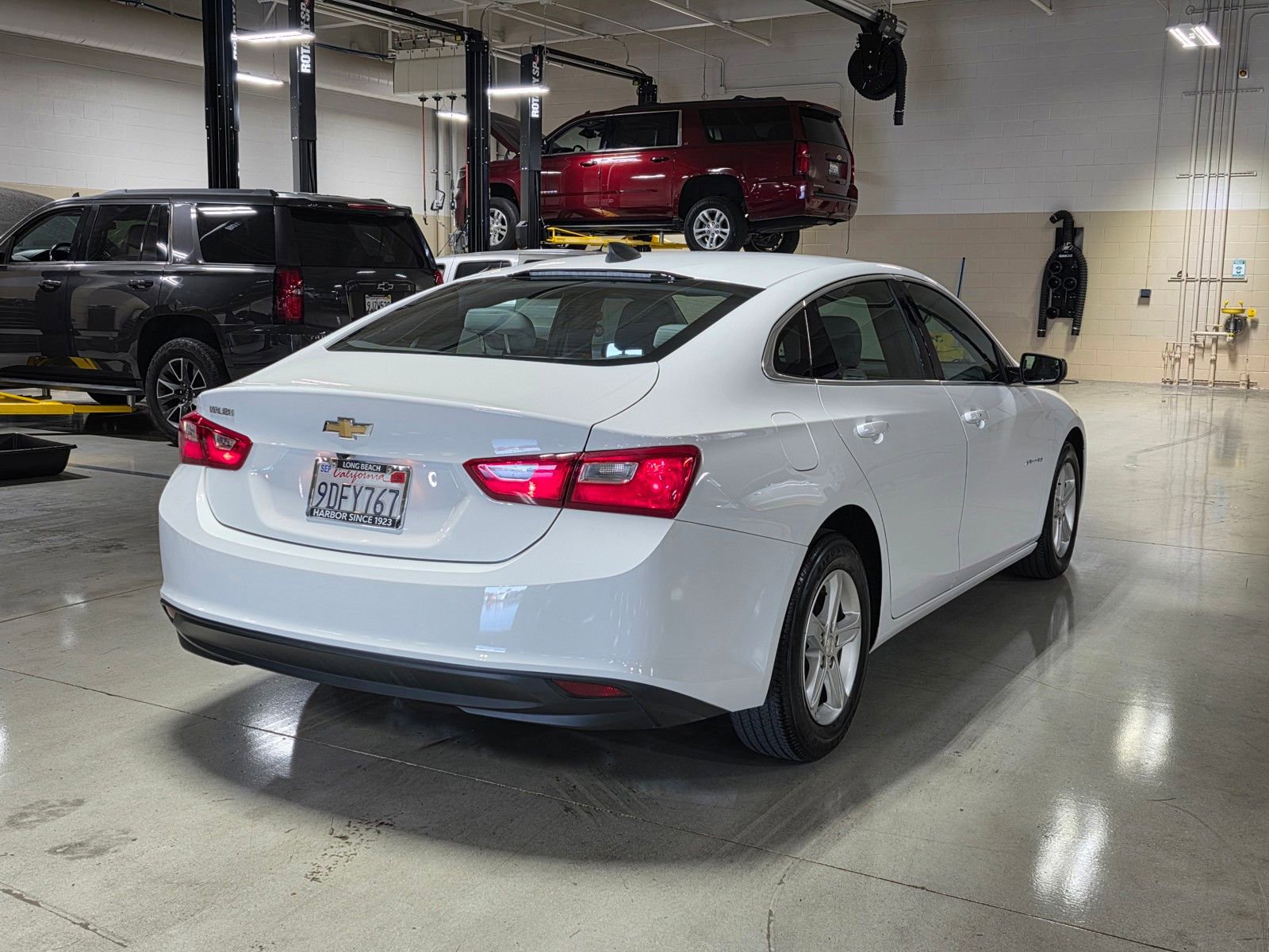 Used 2022 Chevrolet Malibu LS FWD image 7