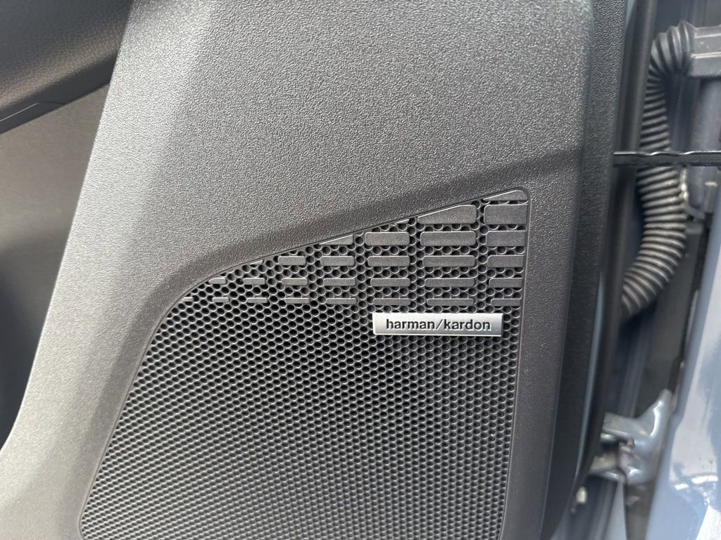 Used 2023 Subaru Solterra Limited image 16