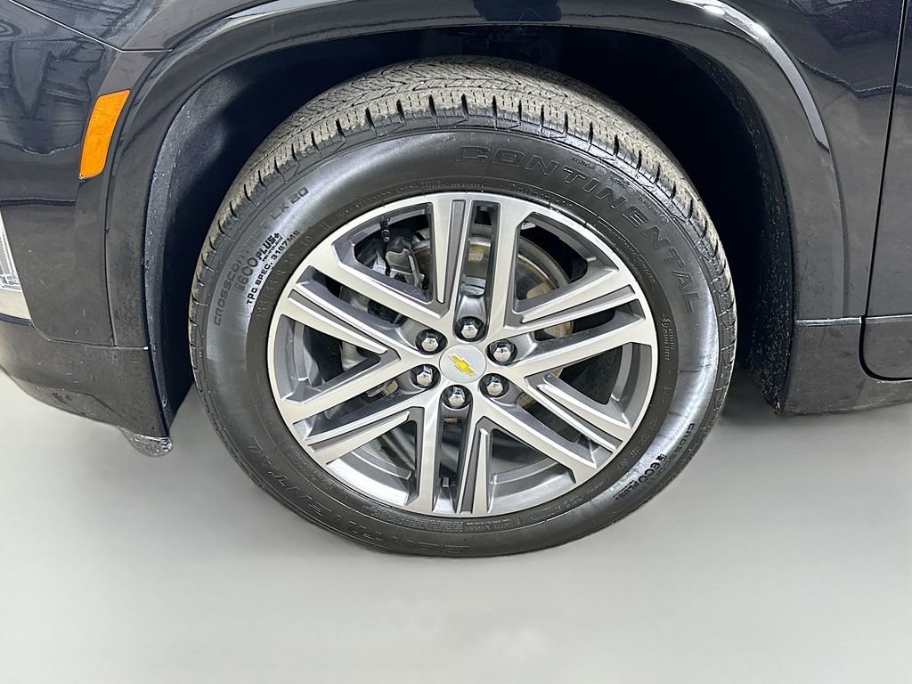 Used 2023 Chevrolet Traverse High Country image 8