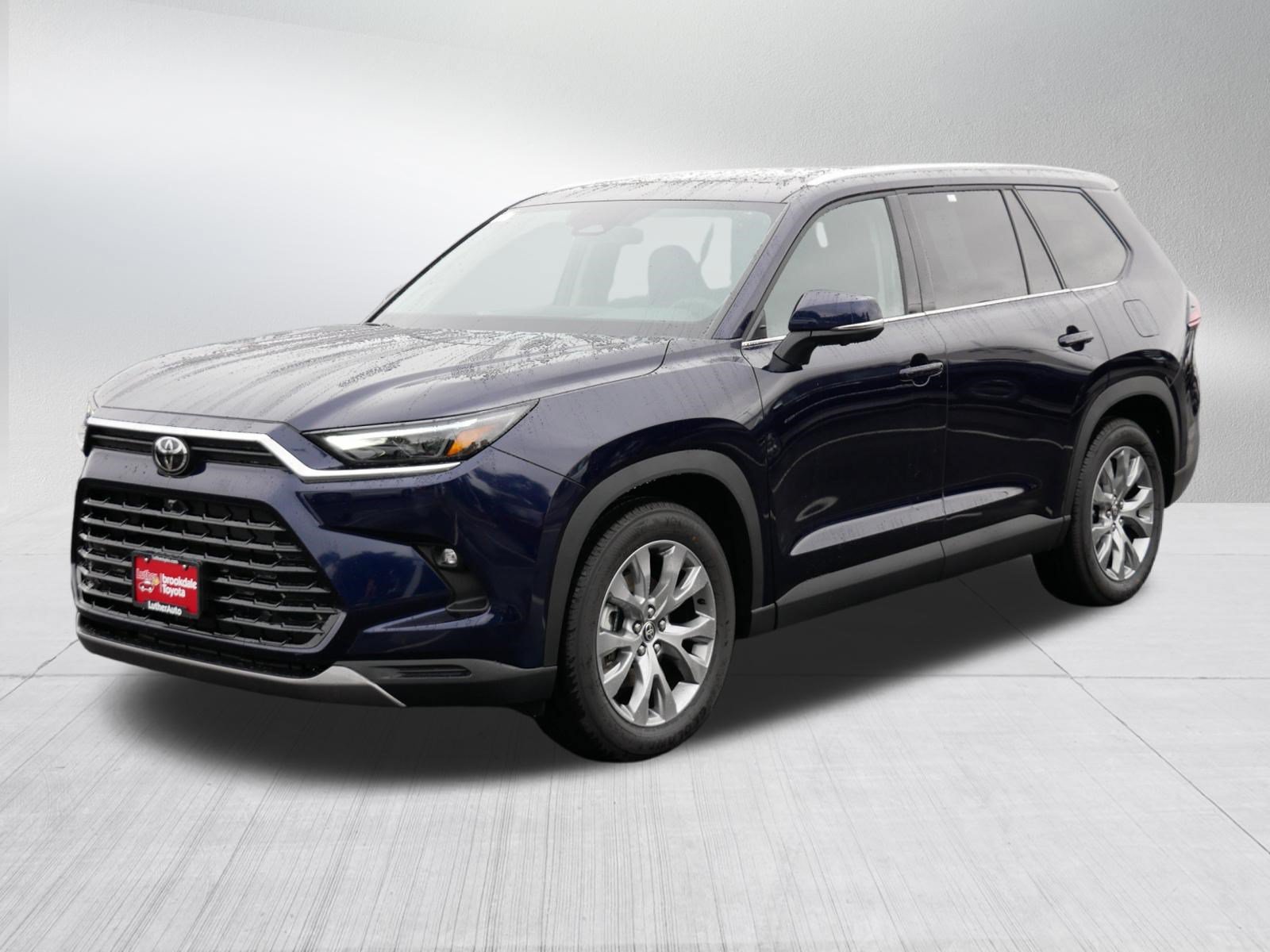 Certified 2026 Toyota Grand Highlander AWD image 3