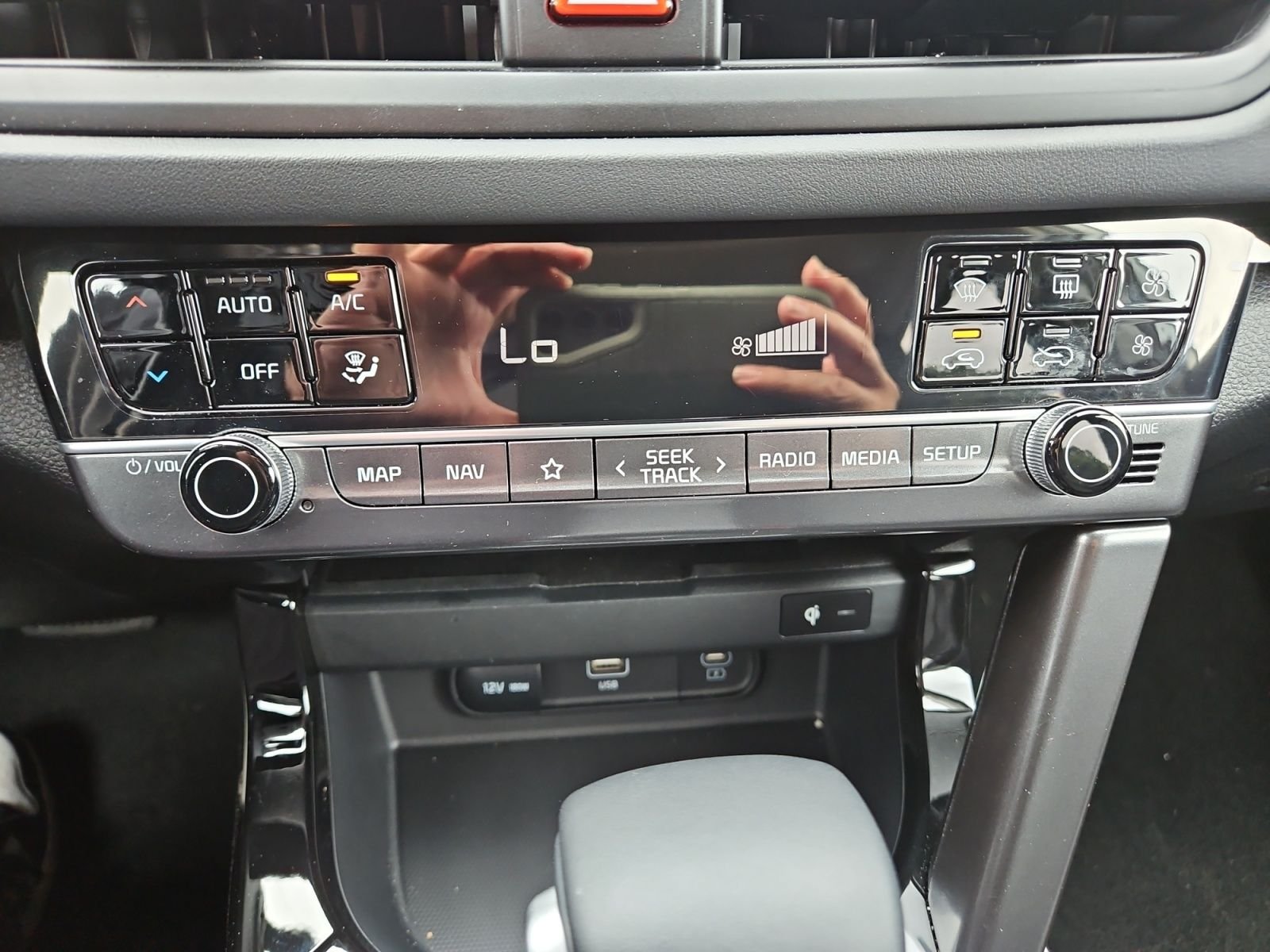 Used 2025 Kia Seltos EX w/ EX Sunroof Package AWD/4WD image 27