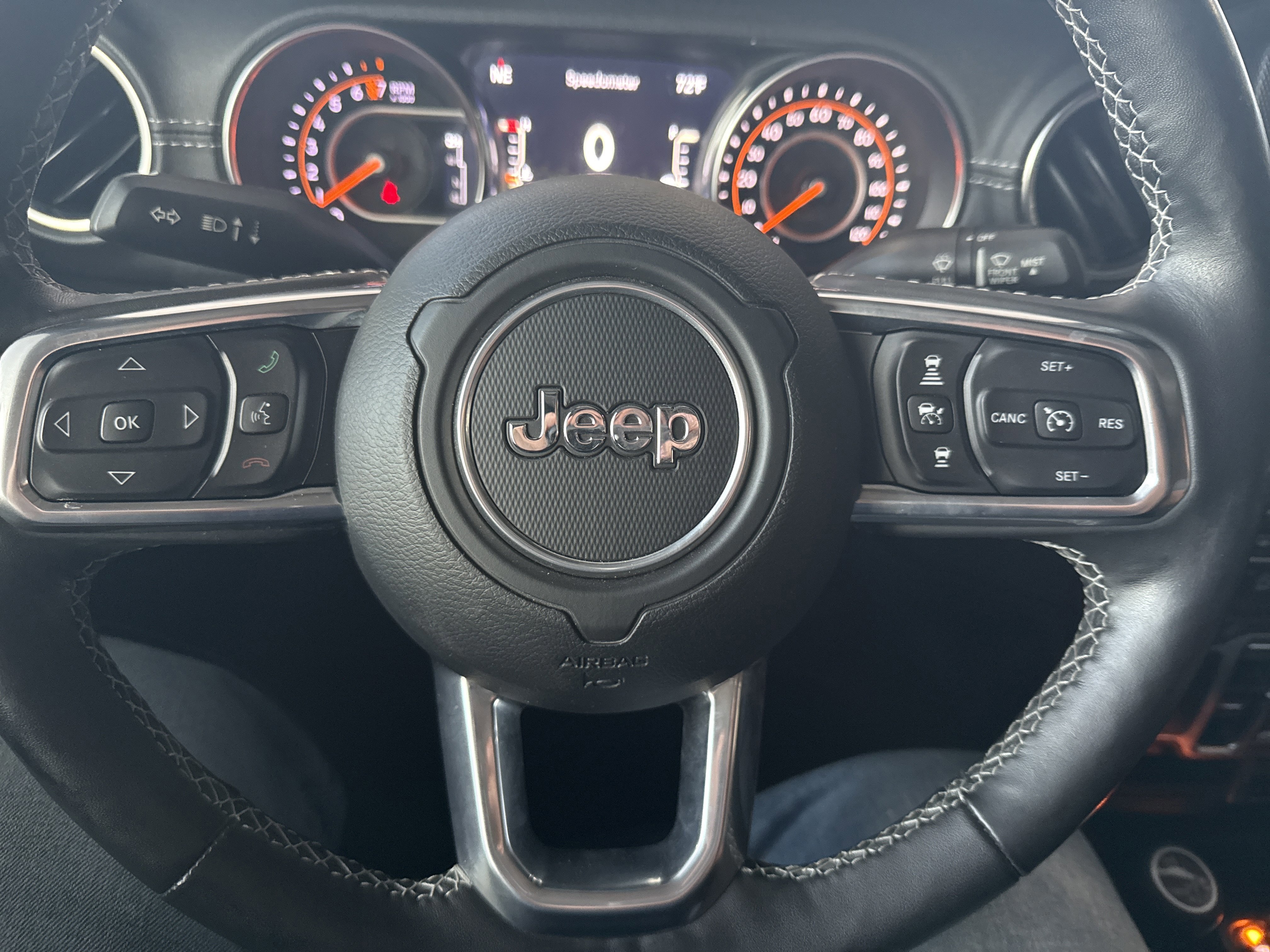 Used 2020 Jeep Gladiator Overland image 27