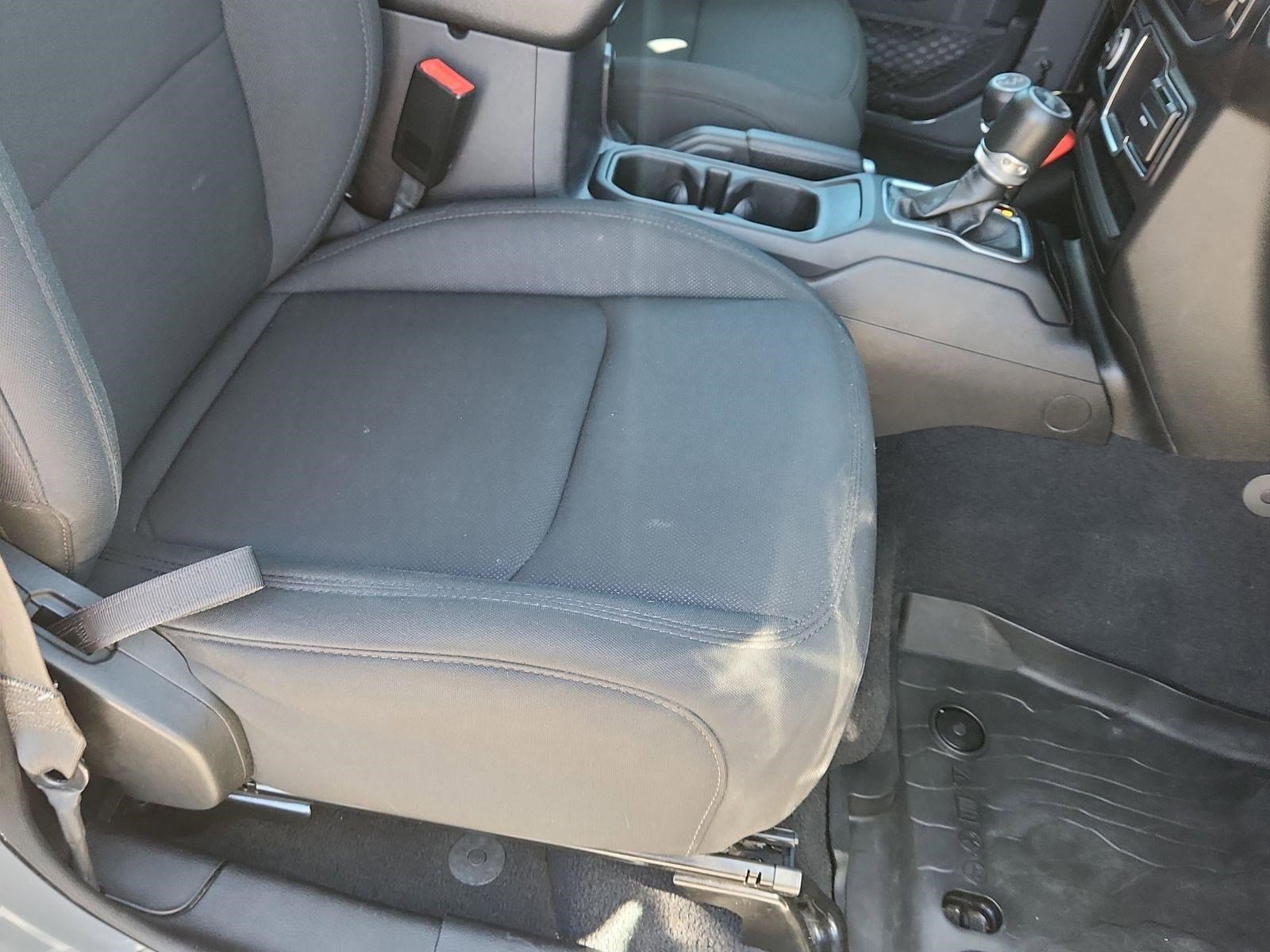 Used 2020 Jeep Wrangler Unlimited Sport image 16