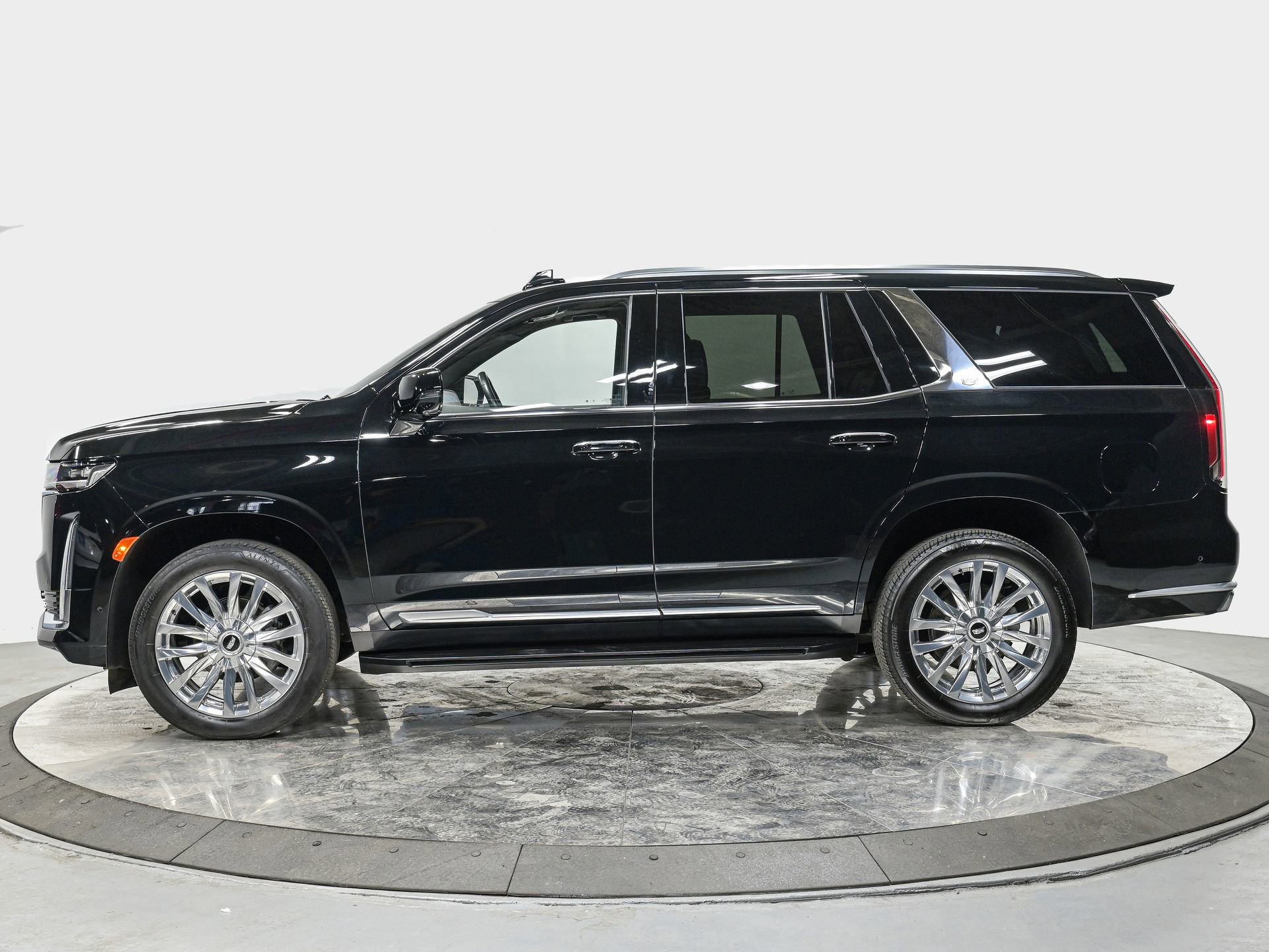 Used 2023 Cadillac Escalade Premium Luxury w/ LPO, Floor Liner Package image 2