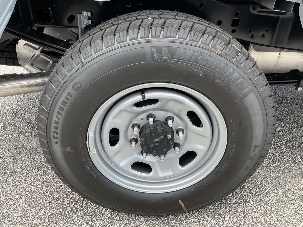 New 2027 Ford F250 XL RWD image 12