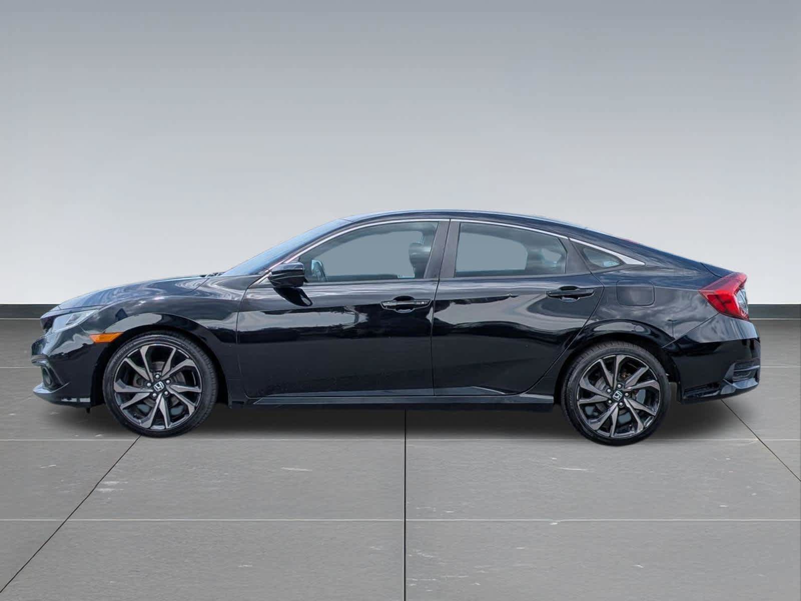 Used 2019 Honda Civic Sport image 2