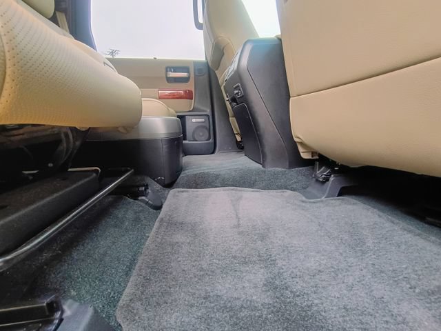 Used 2018 Toyota Sequoia Platinum AWD/4WD image 55