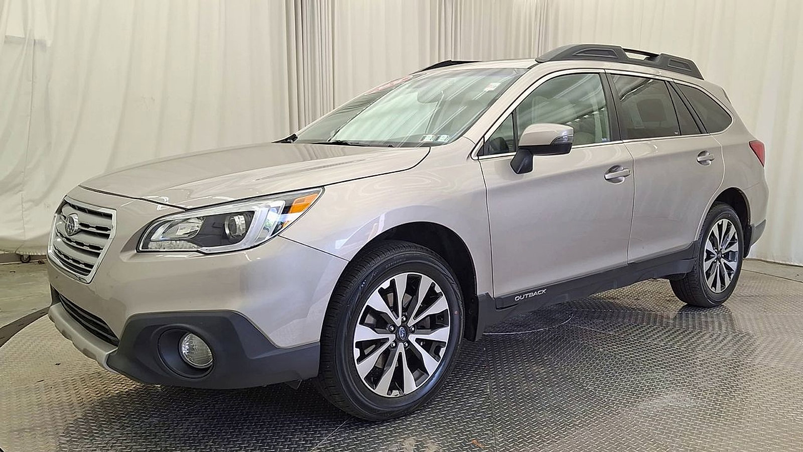 Used 2016 Subaru Outback 2.5i Limited AWD/4WD image 7