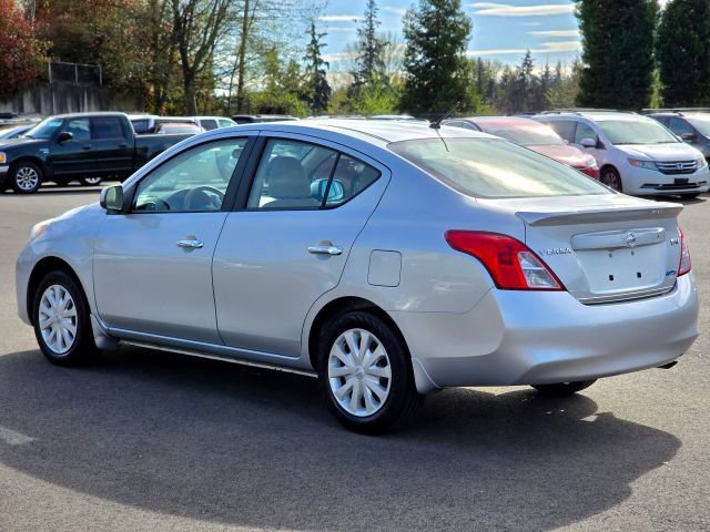 Used 2012 Nissan Versa SV image 5