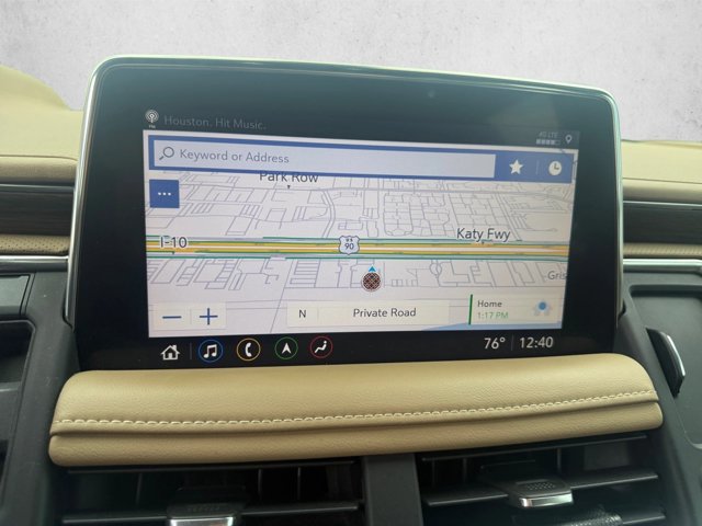 Used 2021 Chevrolet Suburban Premier AWD/4WD image 9
