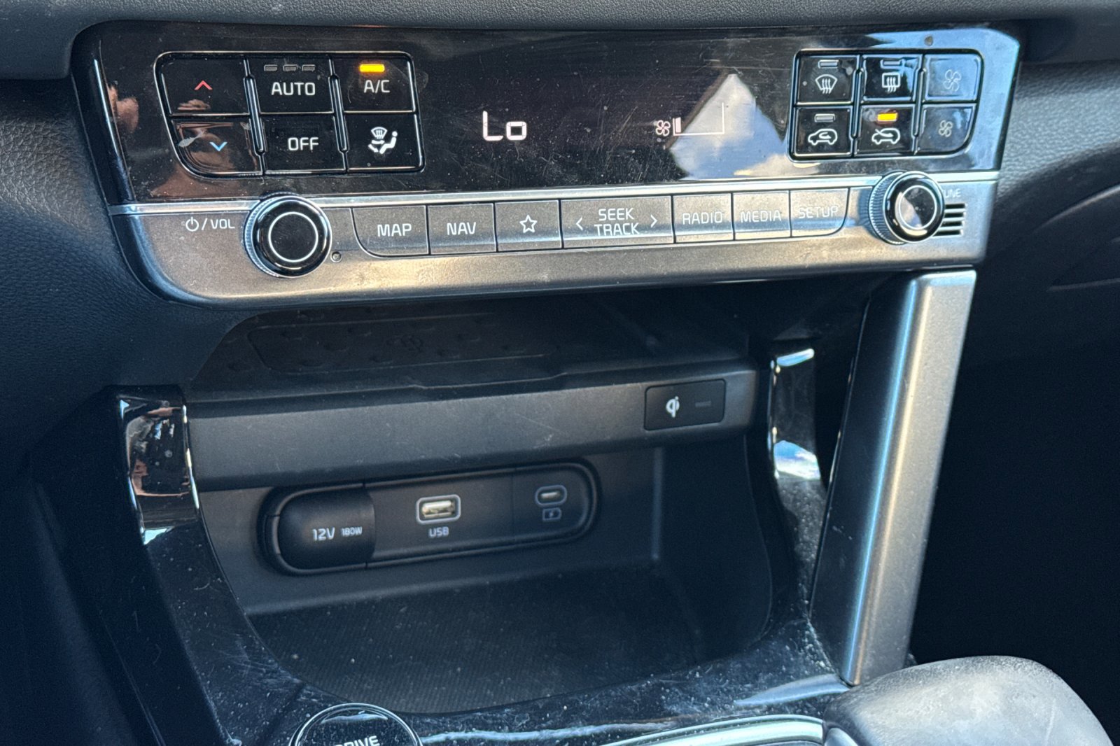 Used 2024 Kia Seltos EX FWD image 30