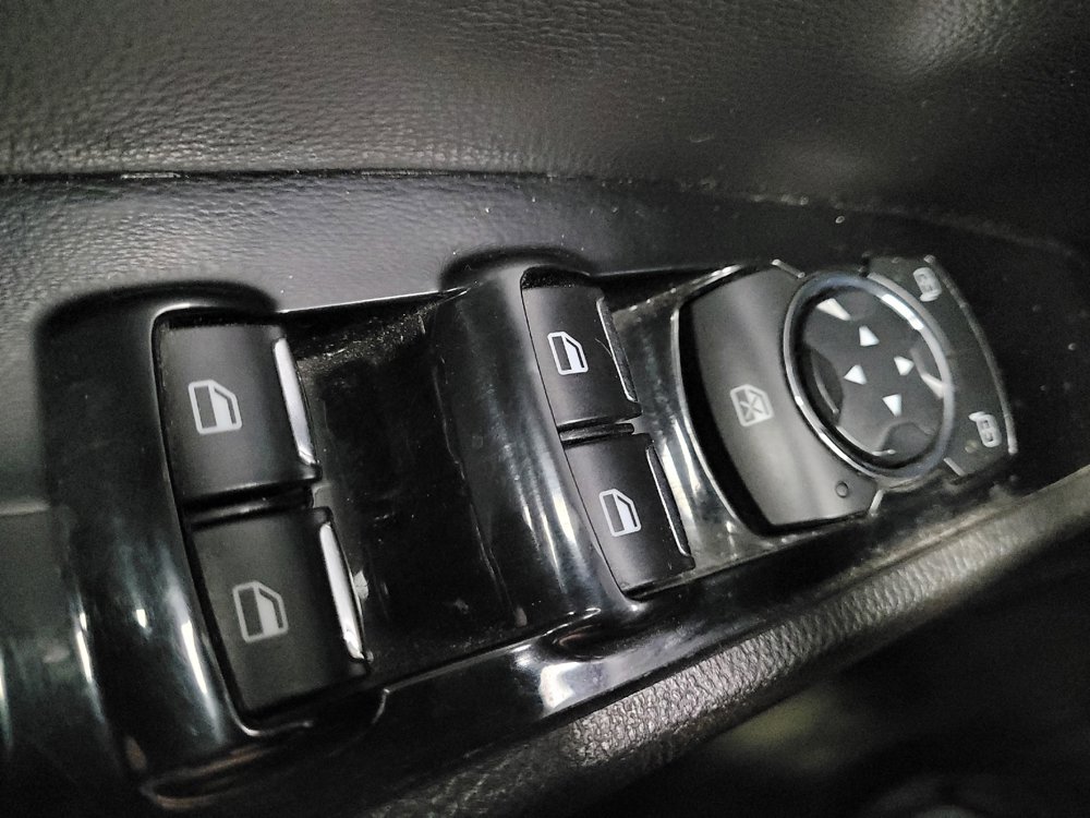 Used 2016 Ford Fusion SE w/ Equipment Group 202A FWD image 27