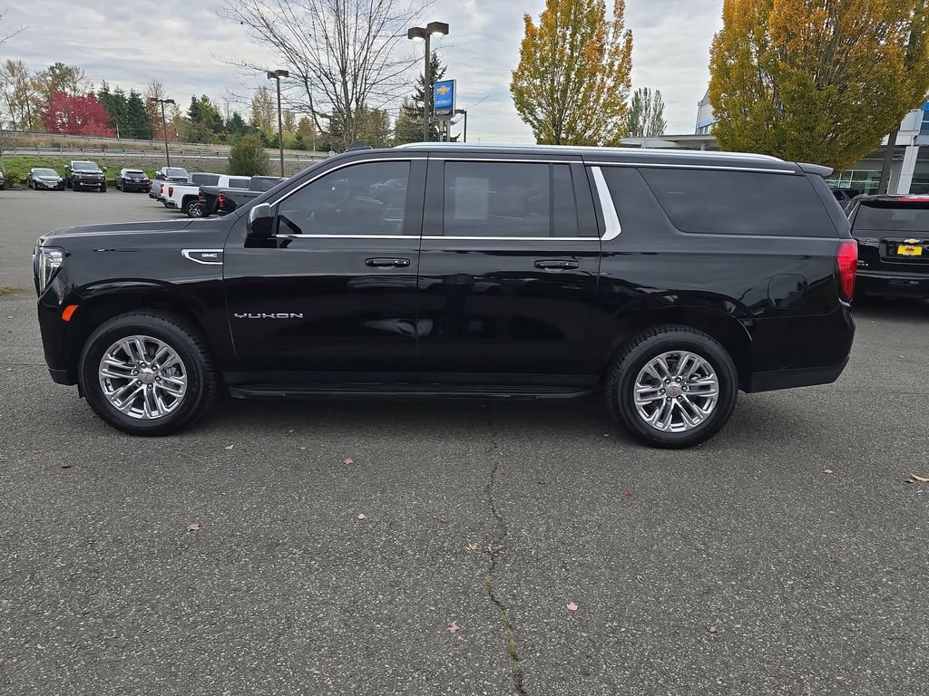 Certified 2024 GMC Yukon XL SLE AWD/4WD image 3