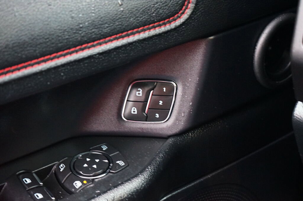 Used 2019 Ford Expedition Limited w/ Equipment Group 303A image 25