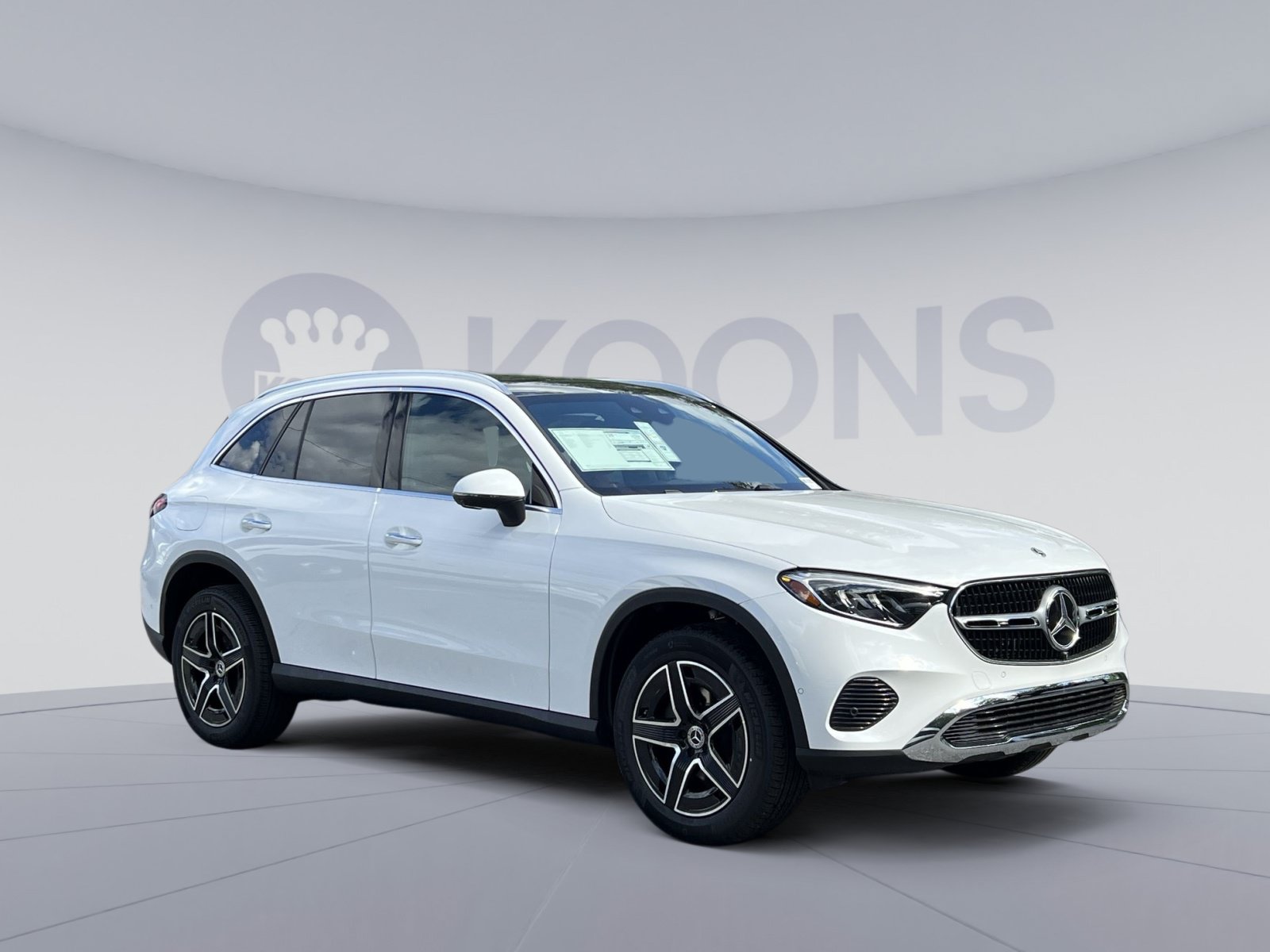 New 2026 Mercedes-Benz GLC 300 4MATIC image 2