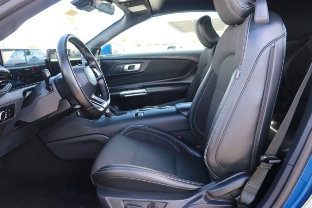 Used 2024 Ford Mustang Convertible image 13