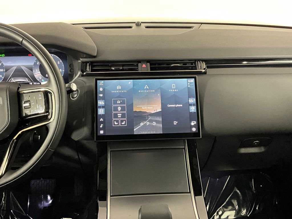 Used 2026 Land Rover Range Rover Velar S AWD/4WD image 12