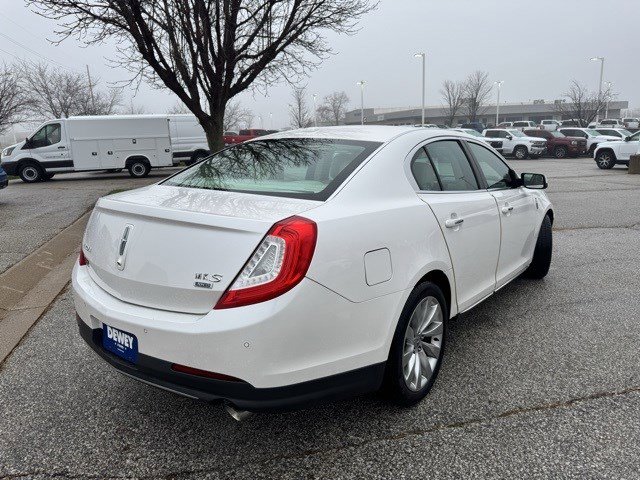 Used 2014 Lincoln MKS AWD w/ Equipment Group 101A image 9