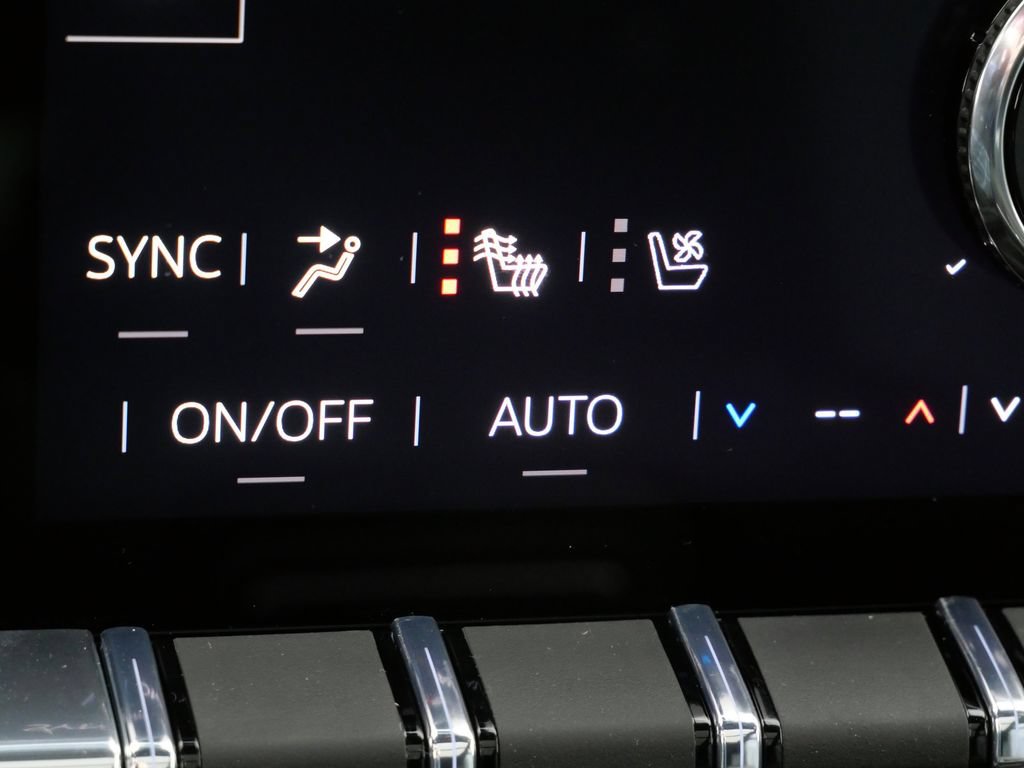 New 2026 GMC Yukon XL Denali w/ Sun & Power Step Package AWD/4WD image 23